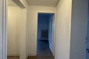 Familienglück: weitläufige 4-Zimmer-Wohnung – Rotenwaldstr. 118, 70197 Kräherwald, Stuttgart – Vorschaubild 2