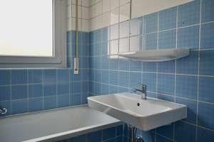 Helle 2-Zimmer-Wohnung mit 2 Balkonen und Echtholzparkett in Stuttgart-Heumaden – Die vollständige Adresse der Immobilie erhältst du vom Anbieter., 70619 Heumaden, Stuttgart – Vorschaubild 13