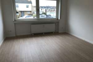 Gemütliche helle moderne  Wohnung mit Balkon, EBK  & PKW-Stellplatz in ruhiger Lage v. Lörick – 40547 Lörick, Düsseldorf – Vorschaubild 13