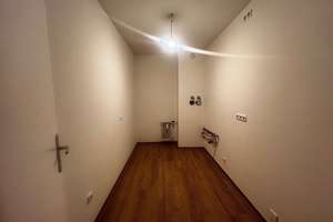 Schöne renovierte 2-Zimmer-Wohnung mit Balkon in Augsburg-Sparrenlech zu vermieten – Provinostraße 10, 86153 Am Schäfflerbach, Augsburg – Vorschaubild 4