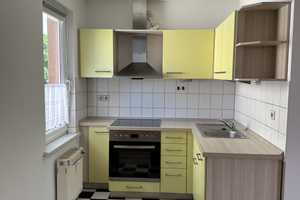 Gemütliche DG-Wohnung mit Einbauküche und Balkon ! Garage für Ihren PKW !! – Chemnitztalstraße 117, 9114 Chemnitz – Vorschaubild 9