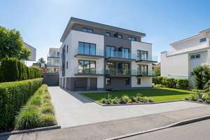3 Parteienhaus zentral in Sillenbuch mit großem Baufenster