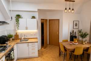 Zuhause mit zwei Zimmern und Balkon in Berlin Friedrichshain – 10245 Friedrichshain, Berlin – Vorschaubild 3