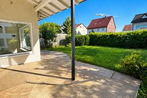 Frisch renoviertes Familienhaus mit Charakter, Garten, Doppelgarage & neuer Einbauküche – Die vollständige Adresse der Immobilie erhältst du vom Anbieter., 73054 Eislingen/Fils – Vorschaubild 2
