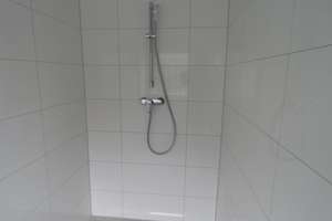 neu Bj 2025! 3-Zi! EG! 86qm! Luxus pur! ebenerdige Dusche u Badewanne + Gäste-WC- Hansgrohe, Geberit – Festweg 17, 45866 Ückendorf, Gelsenkirchen – Vorschaubild 18