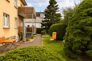 Traumhafte Villa mit privatem Pool, wunderschönem Garten und sonnigem Eckgrundstück Dresden-Weixdorf – Die vollständige Adresse der Immobilie erhältst du vom Anbieter., 1108 Weixdorf, Dresden – Vorschaubild 16