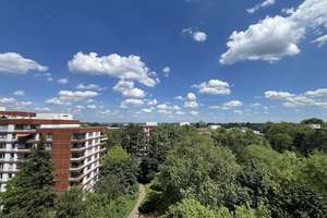 Herrliche Aussichten nicht nur vom Balkon! Modernisierte 3 Zimmer + modernes Bad mit Dusche + Aufzug – Krohstraße 4, 50968 Bayenthal, Köln – Vorschaubild 17