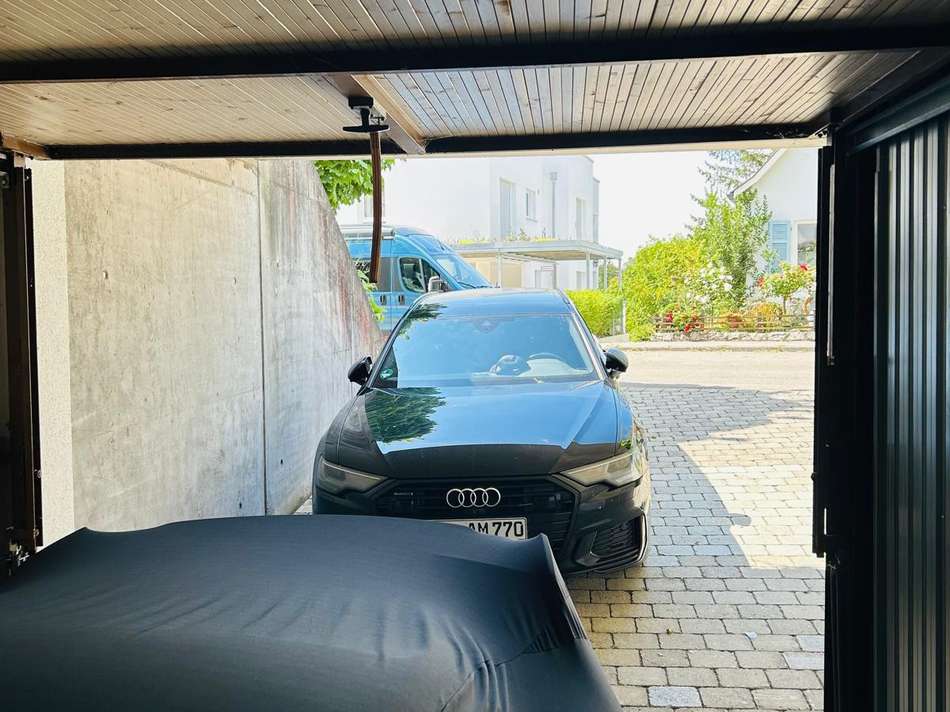 Garage / Stellplatz 