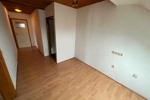 Charmantes Reihenendhaus mit Einliegerwohnung – ideale Gelegenheit für Handwerker – Duisburgerstraße 160, 47198 Alt-Homberg, Duisburg – Vorschaubild 18
