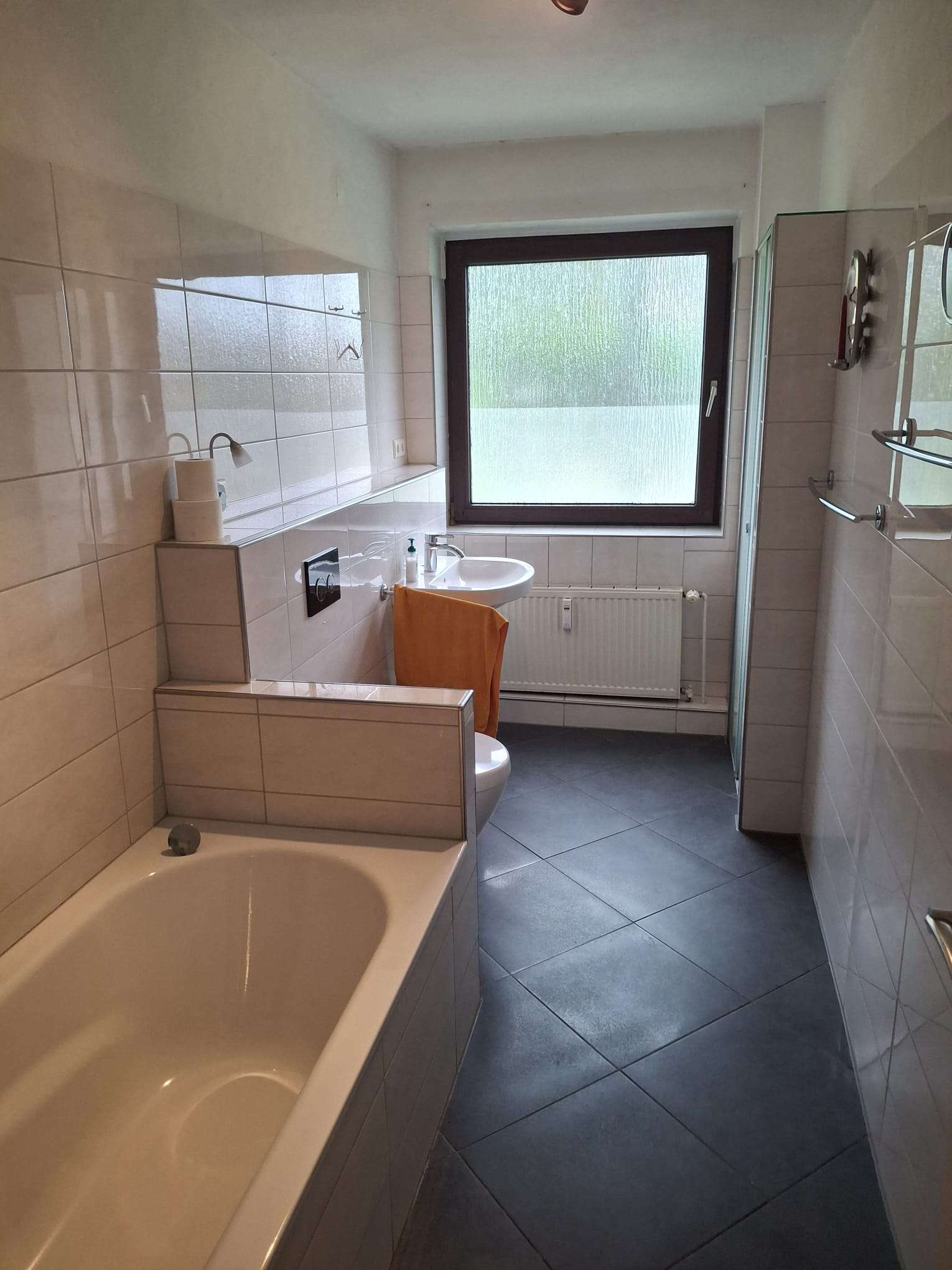 Sonnige Eigentumswohnung in Lüneburg, Lüneburg Kreis – Bild 2