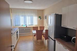 Rarität in Ulm-Mitte: Gepflegte 3-Zimmer-Wohnung mit Fernwärme und Garage. – Ensingerstraße 33, 89073 Mitte, Ulm – Vorschaubild 4