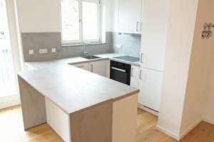 Exklusive Dachgeschosswohnung am Pfanzeltplatz 15a  – Pfanzeltplatz 15a, 81737 Altperlach, München – Vorschaubild 3