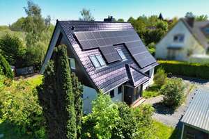 Modernisiertes Einfamilienhaus mit Wintergarten, Kaminofen, PV und viel Platz in ruhiger Lage. Top! – Die vollständige Adresse der Immobilie erhältst du vom Anbieter., 24392 Süderbrarup – Vorschaubild 8