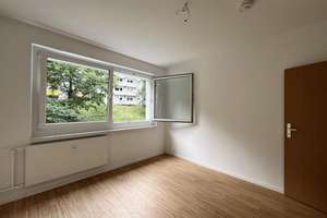 Großzügige 3-Raumwohnung am Helbersdorfer Sonnenhang – Wenzel-Verner-Straße 17, 9120 Helbersdorf, Chemnitz – Vorschaubild 3