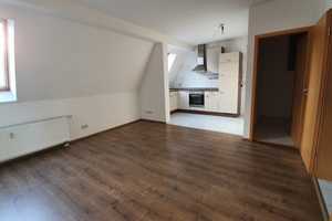 2 Zimmer DG-Wohnung mit Laminat und Einbauküche zu vermieten – Gaertnerstraße 1c, 39104 Magdeburg – Vorschaubild 7