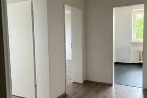Über den Dächern von Geseke! Helle 3-Zimmer-Wohnung mit Balkon – Schlehenstraße 1, 59557 Lippstadt – Vorschaubild 3