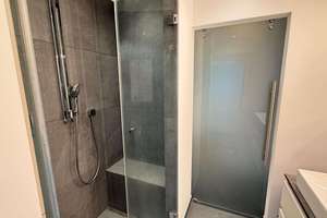 Traum Grundstück trifft modernen Wohnkomfort - 6 Zimmer, Pool, Sauna & Dampfsauna – Die vollständige Adresse der Immobilie erhältst du vom Anbieter., 51381 Bergisch Neukirchen, Leverkusen – Vorschaubild 12