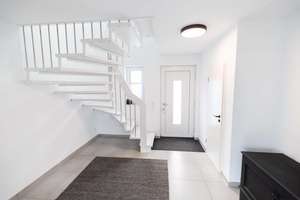 Modernes Einfamilienhaus (Baujahr 2020) mit Pool, Doppelgarage und PV-Anlage in Wegberg-Klinkum – Die vollständige Adresse der Immobilie erhältst du vom Anbieter., 41844 Wegberg – Vorschaubild 12