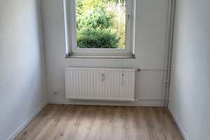 Bezugsfreie 4-Zimmer-Erdgeschosswohnung mit flexibler Nutzungsmöglichkeit in Aachen-Forst – Die vollständige Adresse der Immobilie erhältst du vom Anbieter., 52078 Forst, Aachen – Vorschaubild 4
