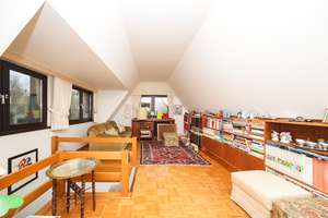 Essen - Stadtwald!
Vorzeige-Villa in bevorzugter Lage – Die vollständige Adresse der Immobilie erhältst du vom Anbieter., 45134 Stadtwald, Essen – Vorschaubild 14