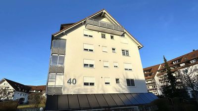 Stilvolle 1-Zimmer-Wohnung mit Balkon, Einbauküche, Keller & Stellplatz in Calw