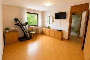 Zweifamilienhaus mit 2x Gärten und viel Platz – Die vollständige Adresse der Immobilie erhältst du vom Anbieter., 72768 Degerschlacht, Reutlingen – Vorschaubild 8