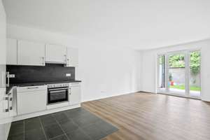 Komfortable Wohnung mit Balkon und EBK! – Dohnaer Straße 152d, 1239 Leubnitz-Neuostra, Dresden – Vorschaubild 2