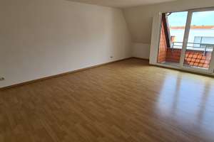 Helle Dachgeschosswohnung mit Balkon – Abendstr. 21, 39124 Neue Neustadt, Magdeburg – Vorschaubild 1