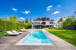 Moderne Architektenvilla mit exklusivem Interior-Konzept, Lift, Spa-Lounge, Home-Gym und Outdoorpool – Die vollständige Adresse der Immobilie erhältst du vom Anbieter., 81545 Giesing, München – Vorschaubild 2