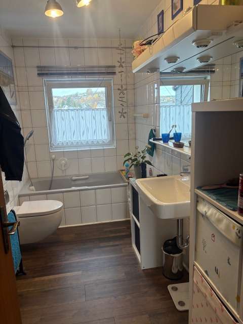 Immobilie in Erndtebrück - Großzügiges Wohnhaus in ruhiger Lage von Erndtebrück - Bild 5