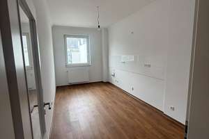 Erstbezug nach TOP-Sanierung!Luxuriöse, attraktive Stadtwohnung zentral in der Carlstadt – 40213 Carlstadt, Düsseldorf – Vorschaubild 3