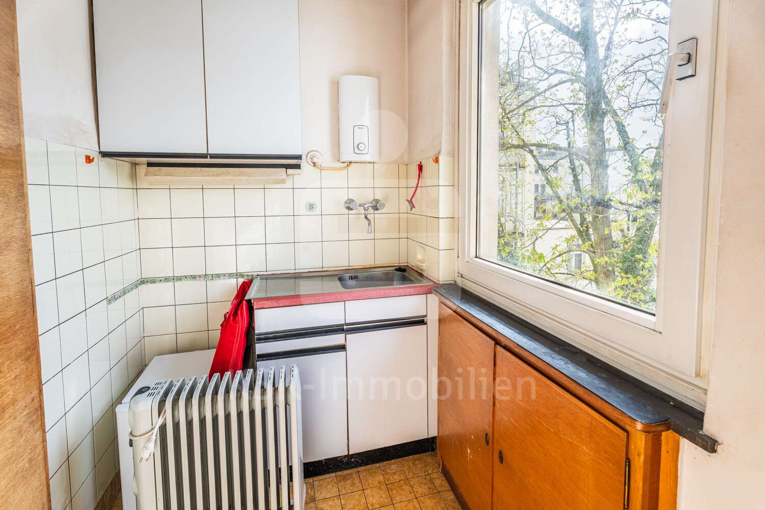 Modernisierungsbedürftige Wohnung in Top Innenstadt Lage, Kuniberts Viertel!, Köln – Bild 4