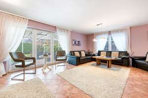 RESERVIERT - Top! - Charmantes Niedrigenergie-Haus mit großzügig überdachter Terrasse am Rantzauer F – Die vollständige Adresse der Immobilie erhältst du vom Anbieter., 25355 Barmstedt – Vorschaubild 9