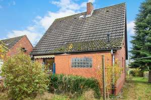 Kleines gemütliches Einfamilienhaus mit Feldrandlage in Jevenstedt – Die vollständige Adresse der Immobilie erhältst du vom Anbieter., 24808 Jevenstedt – Vorschaubild 4