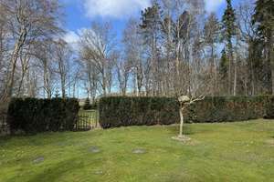 Walmdachbungalow auf parkähnlichem Grundstück – Die vollständige Adresse der Immobilie erhältst du vom Anbieter., 27639 Nordholz – Vorschaubild 11