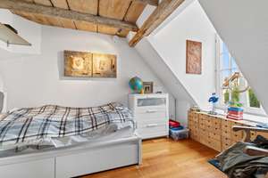 Zwei Wohnungen und toskanischer Garten. Und das alles direkt am Rhein. – Die vollständige Adresse der Immobilie erhältst du vom Anbieter., 40593 Urdenbach, Düsseldorf – Vorschaubild 9