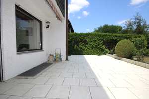 Zentral gelegenes Reiheneckhaus mit sonnenverwöhntem Garten – München – Vorschaubild 4