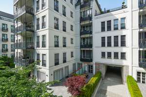 Stilvolles Cityleben mit Terrasse und Ausblick ins Grüne – Die vollständige Adresse der Immobilie erhältst du vom Anbieter., 40213 Altstadt, Düsseldorf – Vorschaubild 19