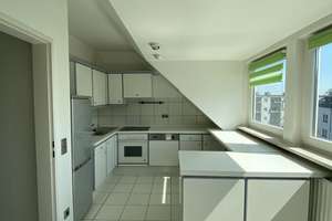 Großzügige 2,5-Zimmer Dachgeschosswohnung mit EBK – Schloßstr. 2, 45355 Borbeck-Mitte, Essen – Vorschaubild 5