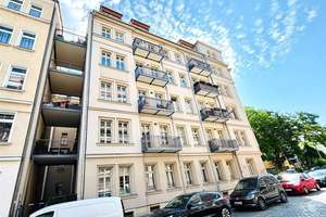 Zentrum/Ost - Tolle 4 Zi.-Whg., 3 Balkone, Parkett, FuBoHeizg., Lift -vermietet