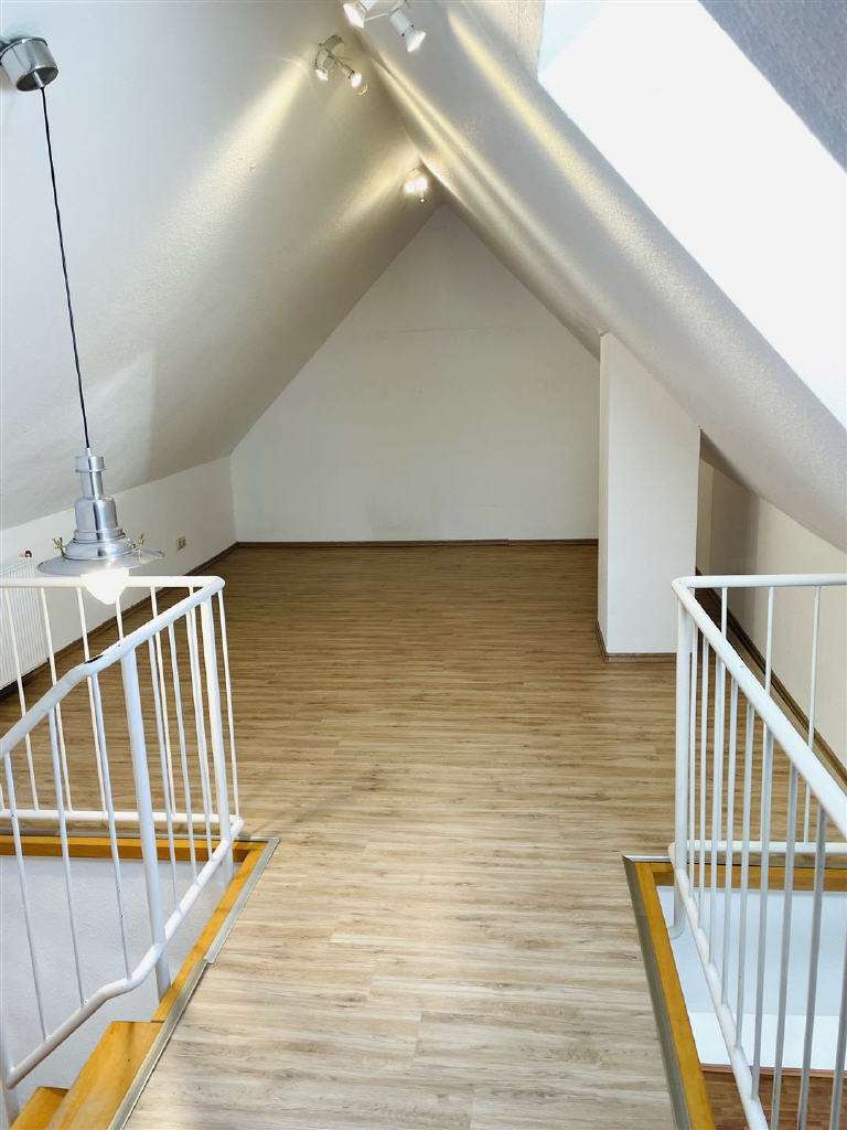 Immobilie in Gschwend - Herrlich gemütlich und großzügig Wohnen! - Bild 6