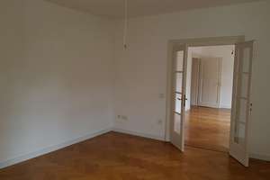 Traumhafte ruh. 4-Zi.-Altbau-Whg. in stilvoller Villa in Nymphenburg! – Stuberstr.  7, 80638 Nymphenburg, München – Vorschaubild 2