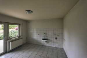 Viel Platz für Ihre individuellen Wünsche: Top-Gepflegtes Wohnhaus mit Büro-/Praxismöglichkeit – Tuttlingen (Kreis) – Vorschaubild 45