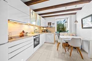 Ein Stück Himmel über München – Dachterrassenwohnung mit Altbaucharme in Bestlage – Die vollständige Adresse der Immobilie erhältst du vom Anbieter., 80798 Josephsplatz, München – Vorschaubild 9