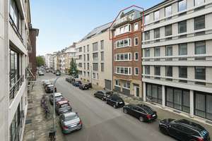 Ein Traum über den Dächern von Pempelfort - Lichtdurchflutete Maisonette-Dachgeschosswohnung – Die vollständige Adresse der Immobilie erhältst du vom Anbieter., 40479 Pempelfort, Düsseldorf – Vorschaubild 29
