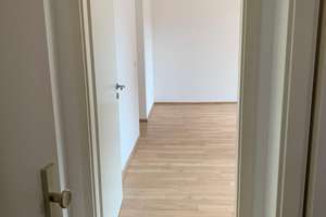 Helle 2-Zimmer-Wohnung im 1. OG in Krefeld-Stadtmitte – Lindenstraße 140, 47798 Stadtmitte, Krefeld – Vorschaubild 4