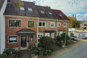 Ihr neues Zuhause mit Herz, Garten und Platz zum Leben – Die vollständige Adresse der Immobilie erhältst du vom Anbieter., 64625 Bensheim – Vorschaubild 2