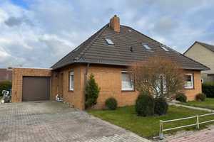 Bungalow mit Garage in zentraler und ruhiger Wohnlage in der Krummhörn-Pewsum 
 – Aurich (Kreis) – Vorschaubild 2