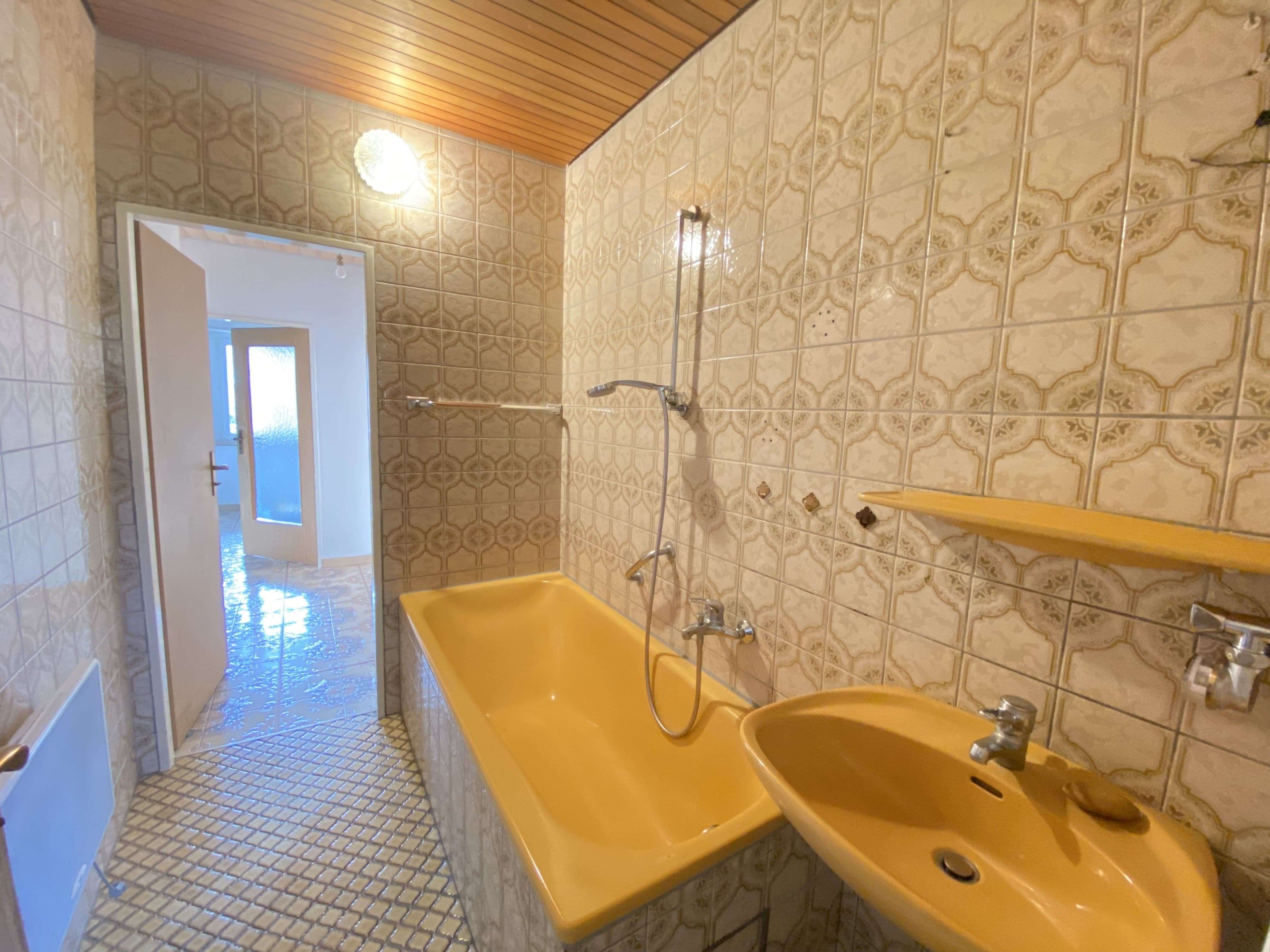 Immobilie in Ostfildern - Helle 3-Zimmerwohnung mit Südbalkon und Garage - Bild 5