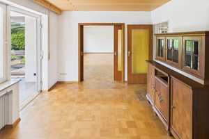 Licht, Luft & Lebensqualität – Ihr Rückzugsort mit Wintergarten, Balkon und Pool! – Tübingen (Kreis) – Vorschaubild 8